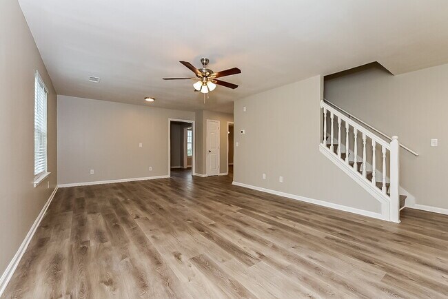 Foto del edificio - 3360 Waggoner Ln