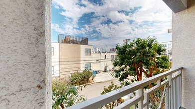 Interior Photo - Jefferson at Marina del Rey