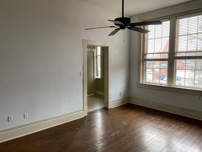 Building Photo - Downtown Apartment