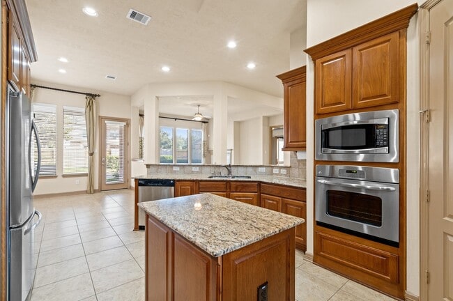 Foto del edificio - 4615 Marbrook Meadow Ln
