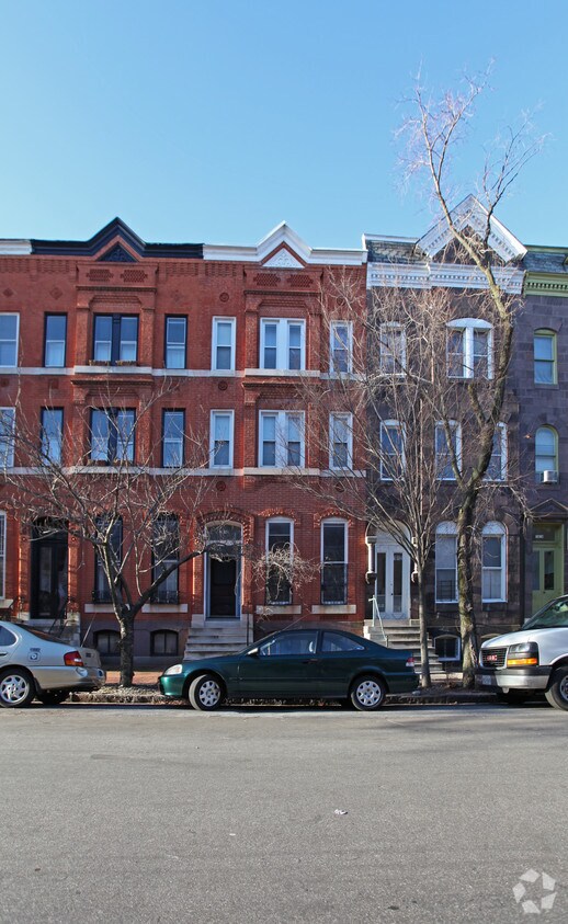 Primary Photo - 1810 Bolton St