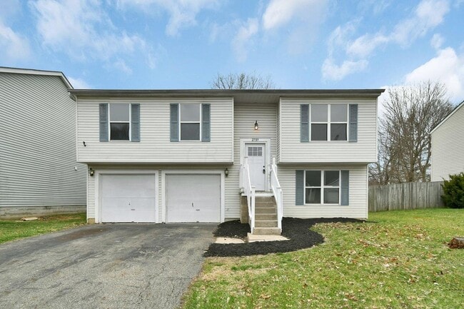 Building Photo - 2789 Raphael Dr