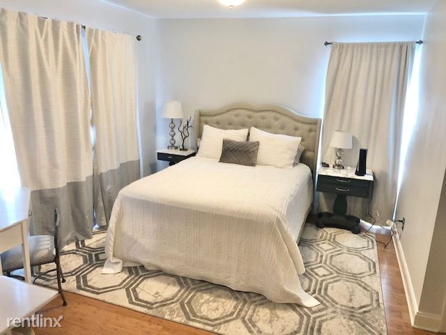 Foto del edificio - 2 br, 2.5 bath Townhome - 5126 E Liberty P...
