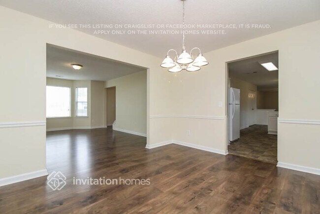 Foto del edificio - 7145 Pinecone Way