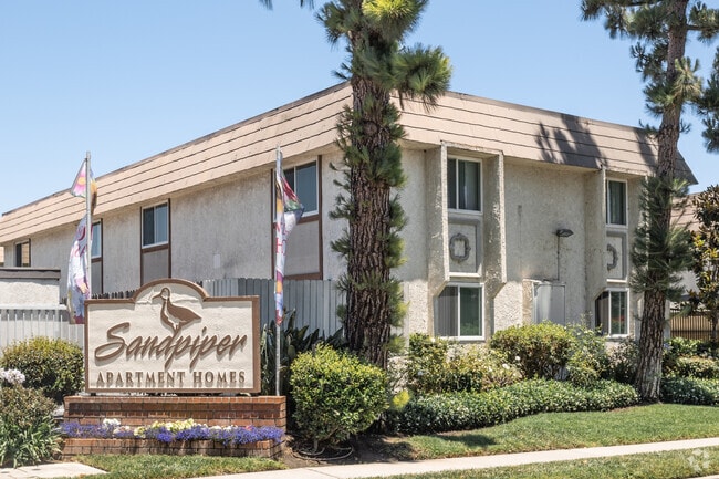 Building Photo - Sandpiper Apartments