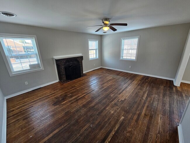 Foto del edificio - 103 Indiana Ln