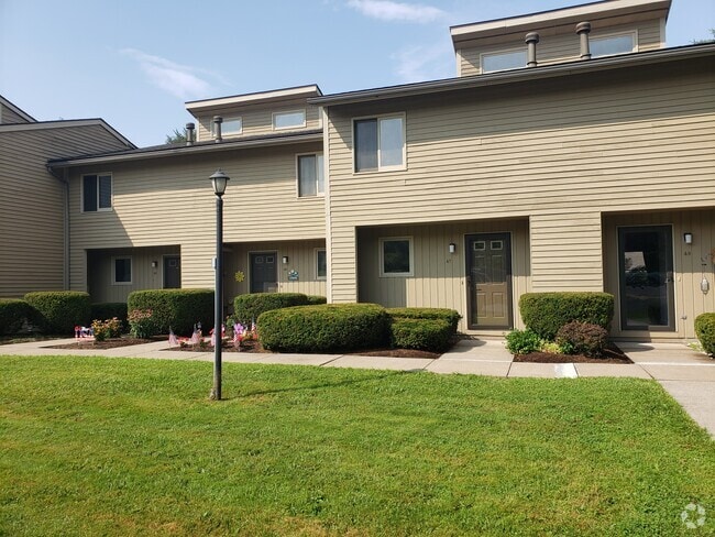 Building Photo - 47 4th Ave