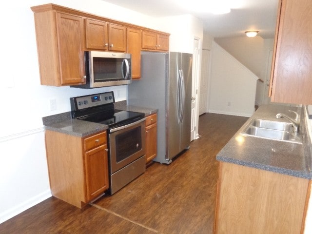 Foto del edificio - 3009 Rock Springs Rd