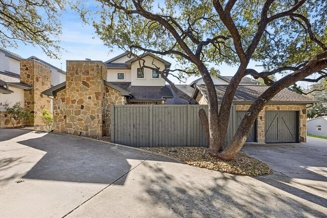 Building Photo - 3303 Pecos St