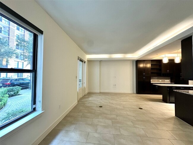 Building Photo - 2303 Middle St