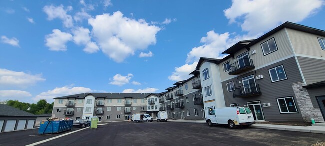 Building Photo - Birch Spring Apartment Homes