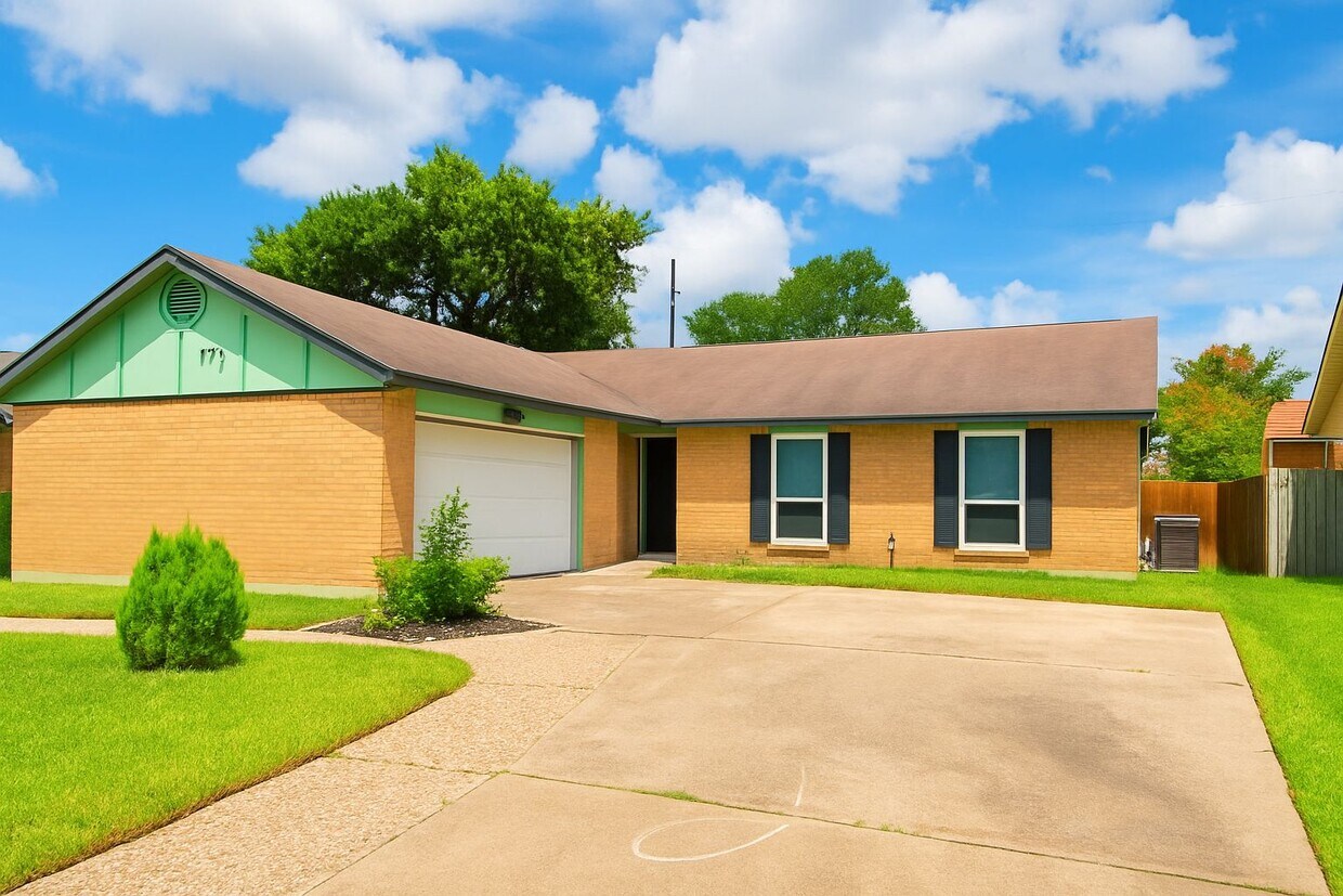 Foto principal - 9735 Stonemont Rd