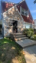 Building Photo - 120-33 Springfield Blvd