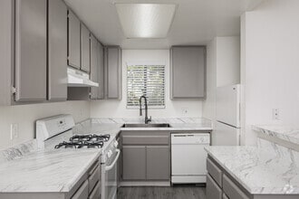 Building Photo - Legacy Residential *$600 Off*