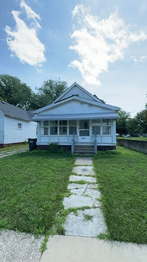 Primary Photo - 2 Bedroom House - North/West Neighborhood