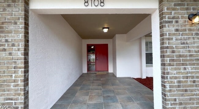 Building Photo - 8108 Bluestar Cir