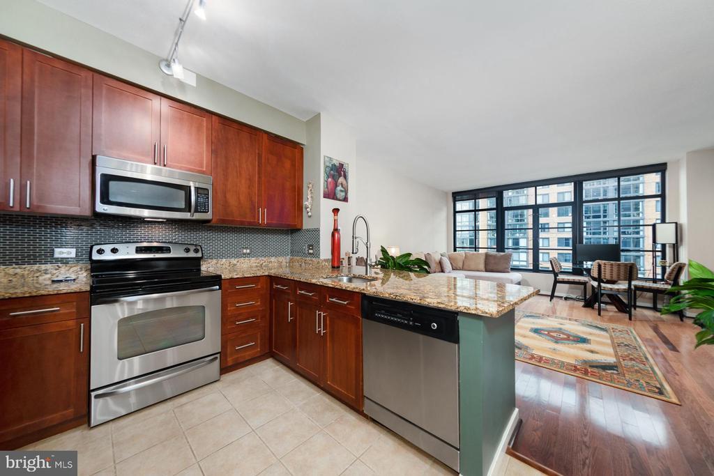 Foto principal - 437 New York Ave NW