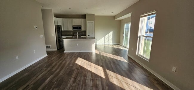 Building Photo - 125 Lenell Lp