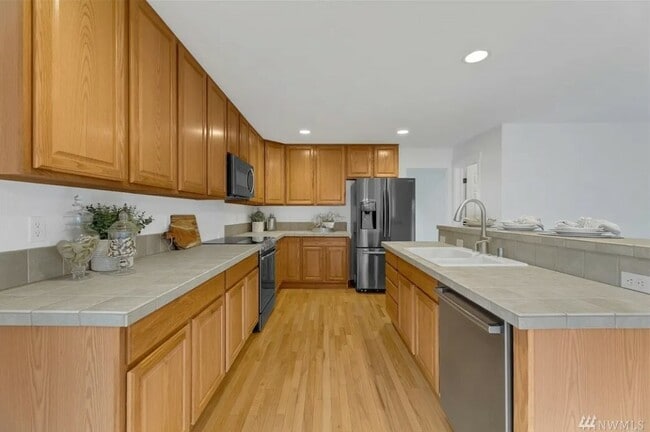 Building Photo - 20074 Ramblewood Rd SE