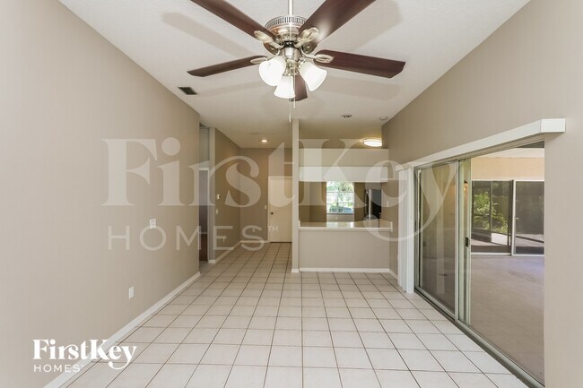 Foto del edificio - 9712 Glenpointe Dr