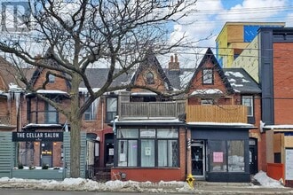 Building Photo - 557 Parliament St