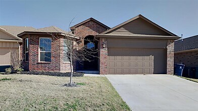 Building Photo - 12541 Babbling Brook Dr