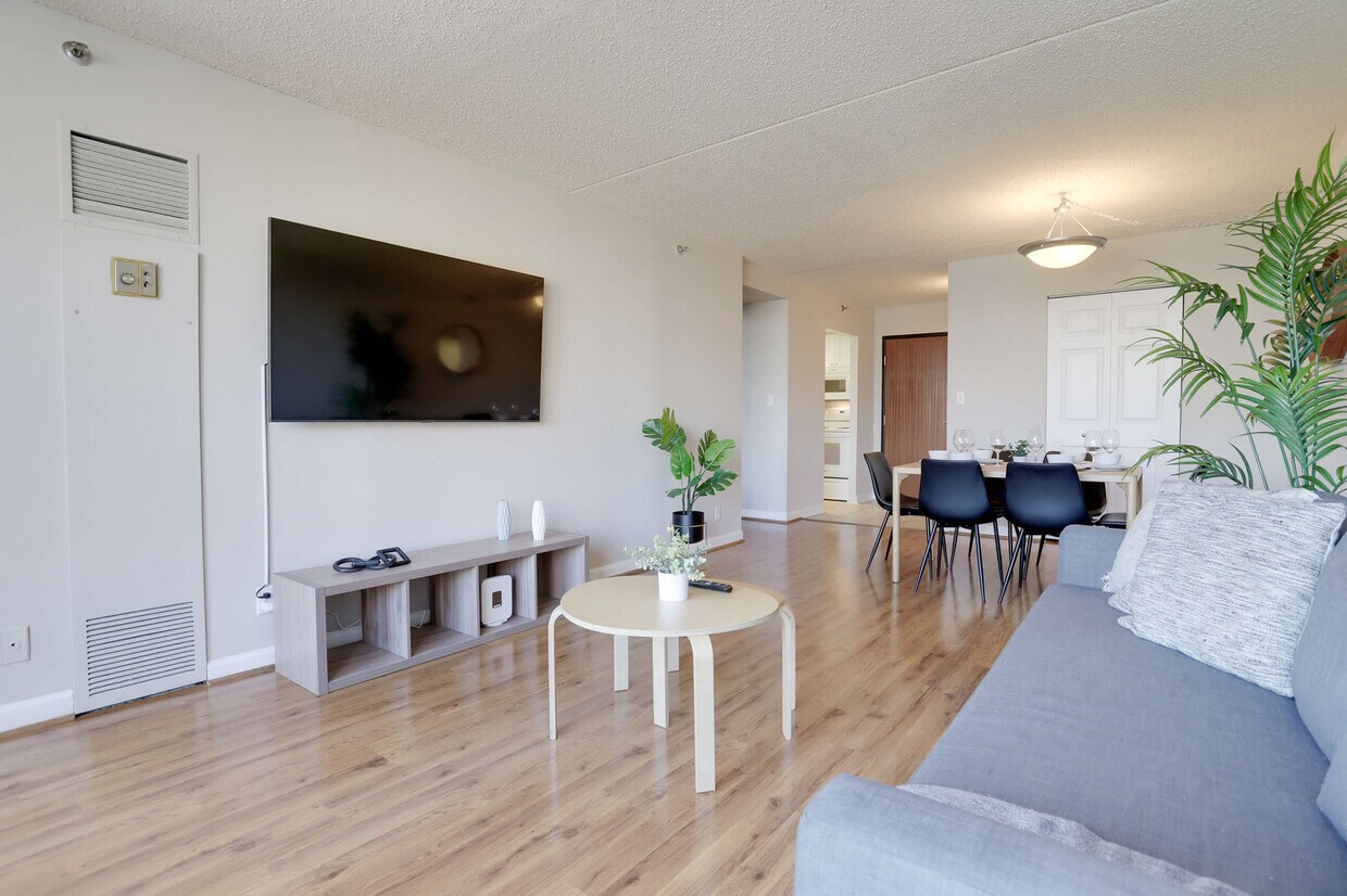 Foto principal - 401 12th St S