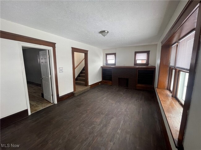 Building Photo - 944 Baughman St