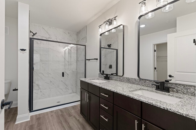 Building Photo - Retreat at Redstone