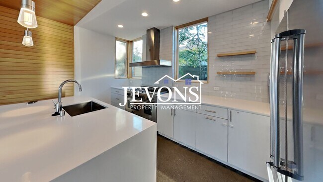 Foto del edificio - Luxury single-family home with inclusive w...