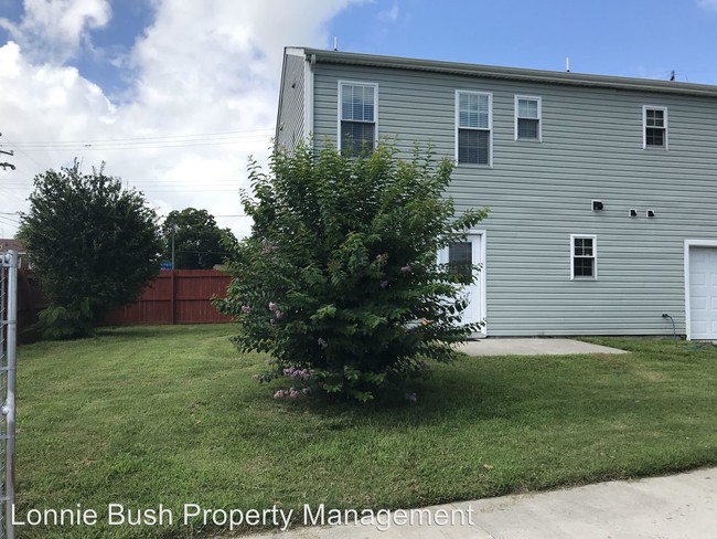 Building Photo - 4 br, 2.5 bath House - 842 N King St