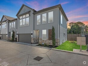 Building Photo - 4450 W Tidwell Rd