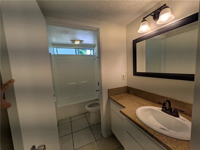 Foto del edificio - 4146 Trevor Ln