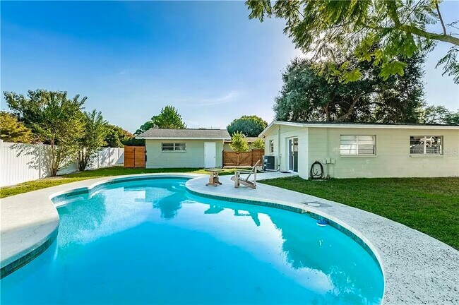 Foto del edificio - 6317 S Lansdale Cir