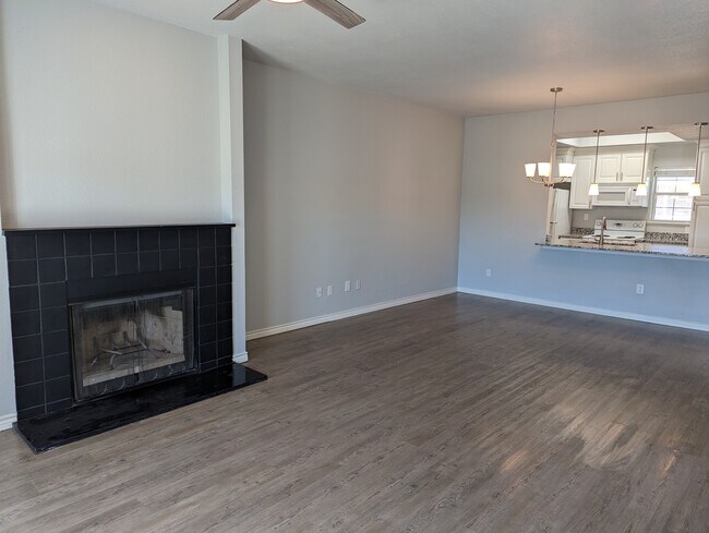 Building Photo - 8511 Westover Ct