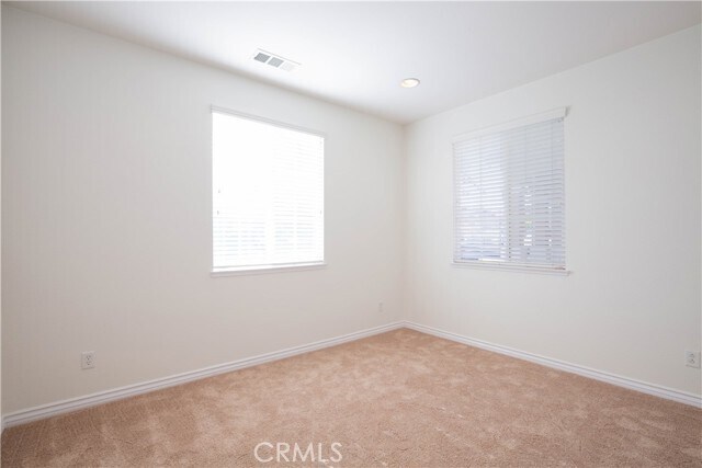 Building Photo - 31646 Rosales Ave