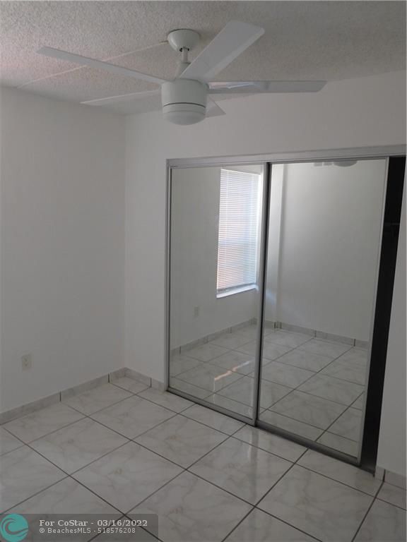 Foto del edificio - 4717 NW 7th St