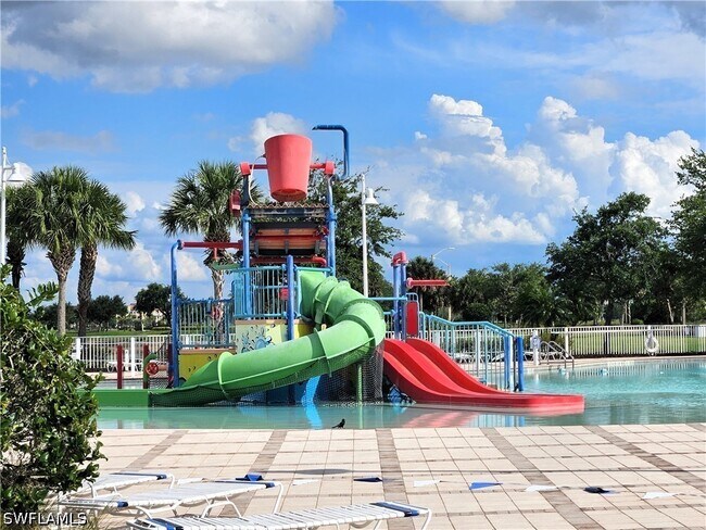 Foto del edificio - 5032 Arancia Ln