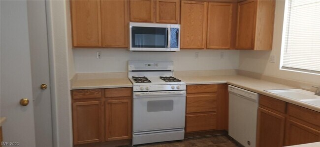 Foto del edificio - 5406 Peony Ct