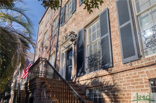 Building Photo - 20 E Macon St