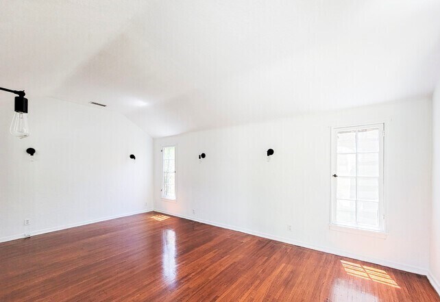 Foto del edificio - 3740 Dover Pl