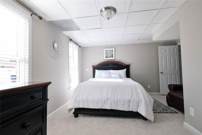 Building Photo - 1182 Rising Moon Trail