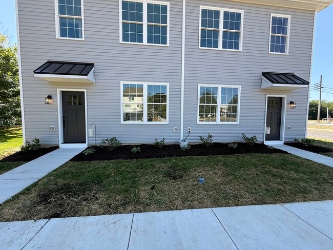 Building Photo - 17 Wortz Dr