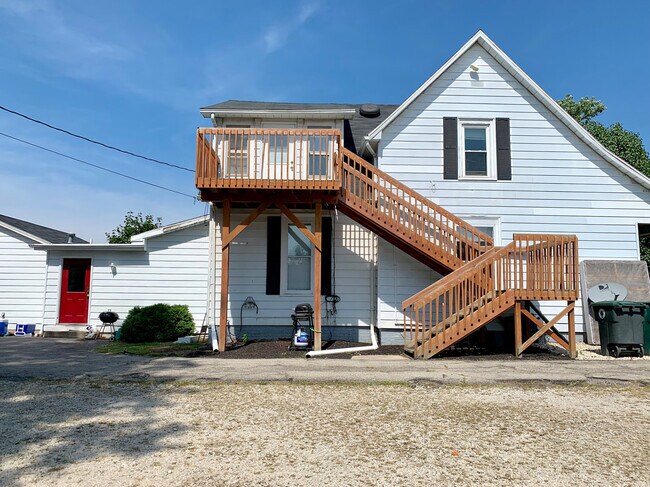 Building Photo - 1417 N Wheeling Ave