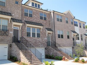 Building Photo - 2184 Haydon Ln