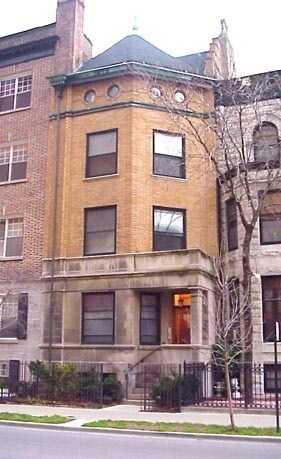 Building Photo - 35 E Division St