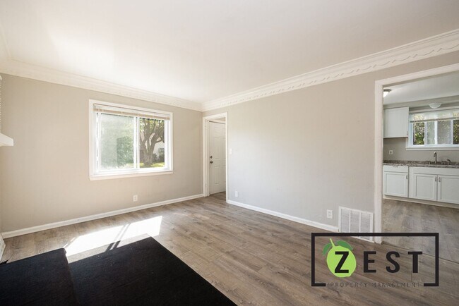 Building Photo - Beautiful 3 Bedroom Home!!!