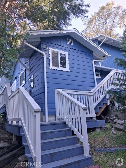 Building Photo - 210 Wylerhorn Dr