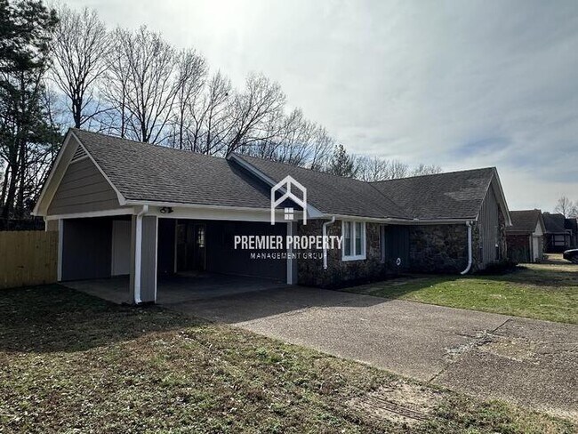 Foto del edificio - 6285 Skyview Cir