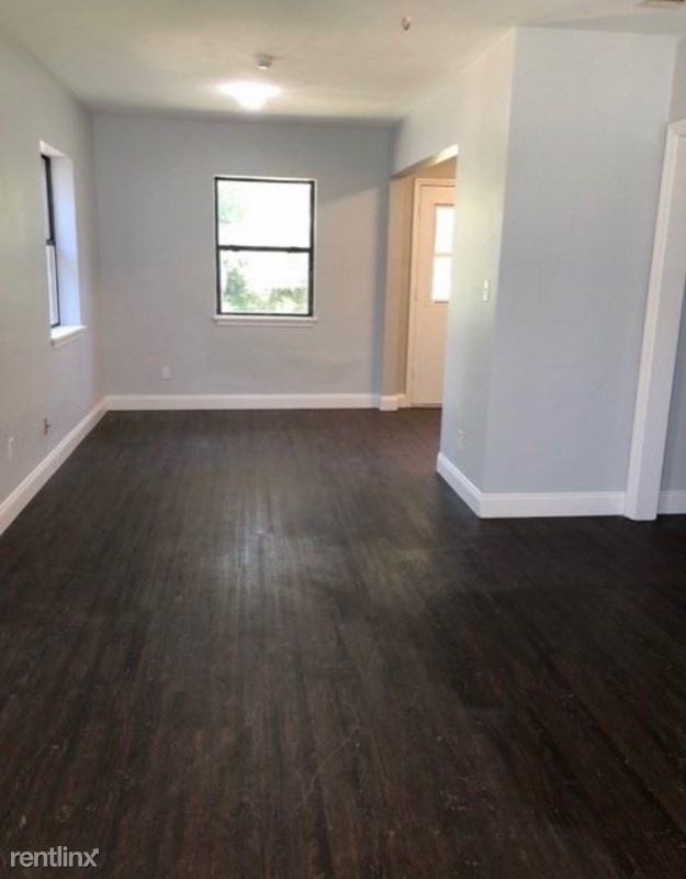 Building Photo - 3 br, 1 bath House - 2113 E Dellview Dr